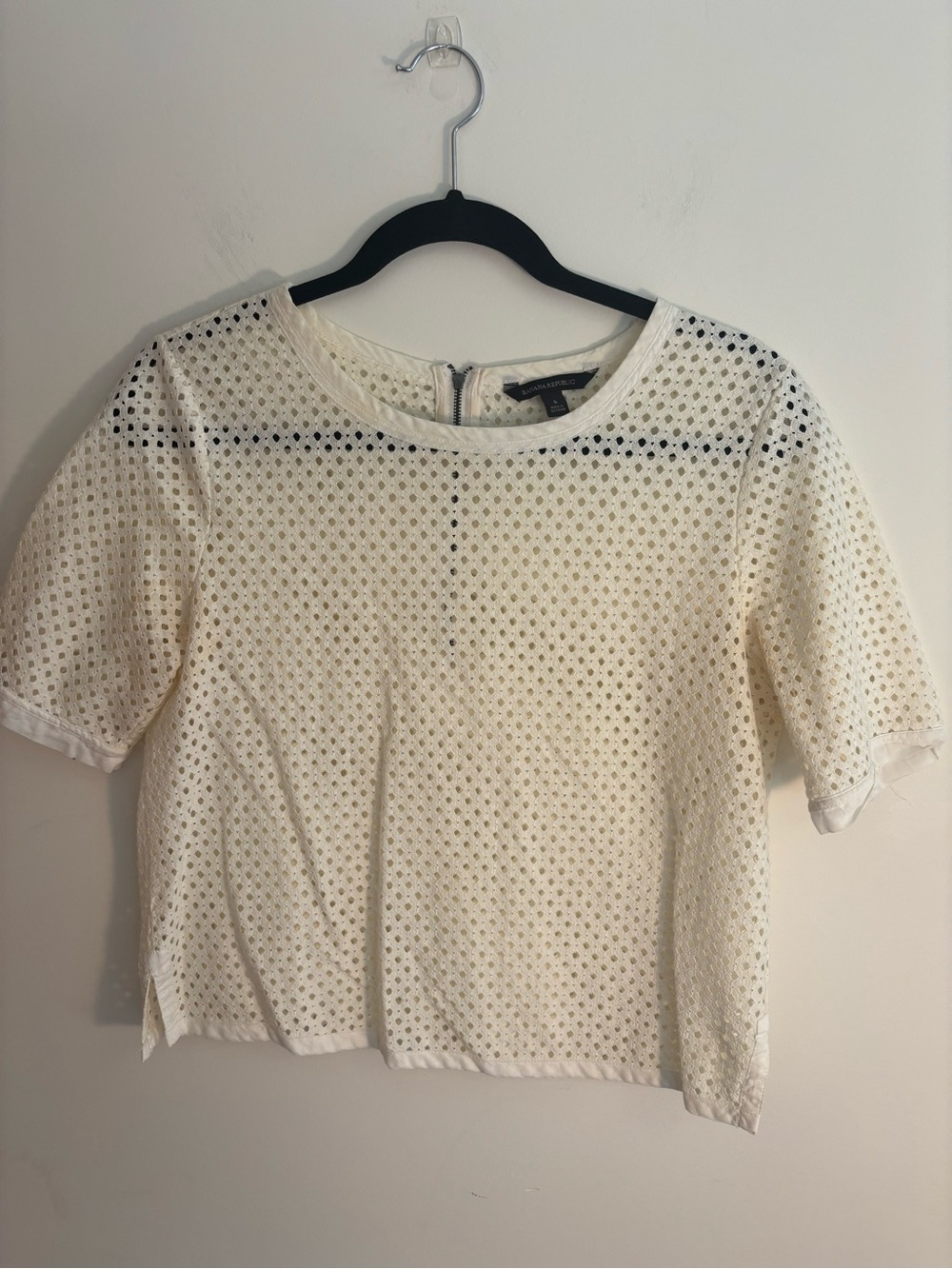 Banana Republic Cream Eyelet Short-Sleeve Top